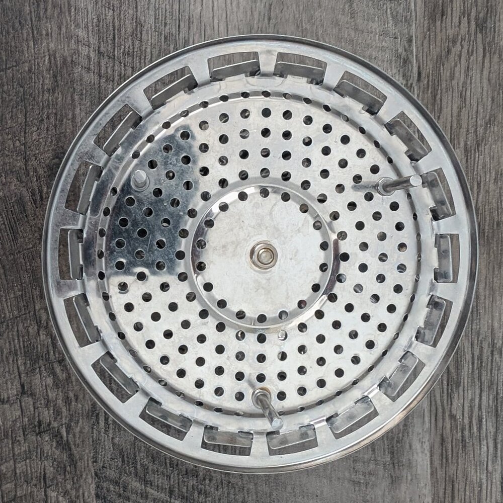 Stainless Steel Collapsible Vegetable Steamer Basket - Picture 3 of 4